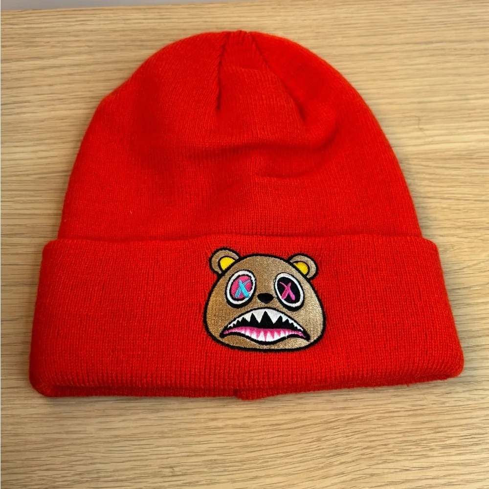 Red‎ Streetwear Bear Graphic Cuffed Beanie Knit Winter Hat OSFM RN101372
